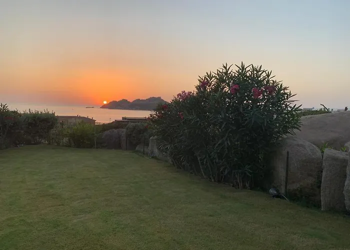 Gli Oleandri- Luminoso Trilocale Vista Mare Apartment *