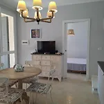 Gli Oleandri- Luminoso Trilocale Vista Mare Apartmán